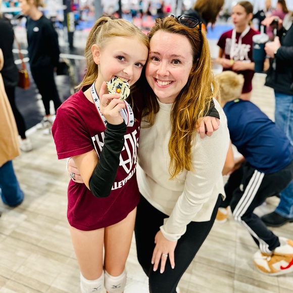 Meet your Posher, Shannon. - Picture 3 of 3